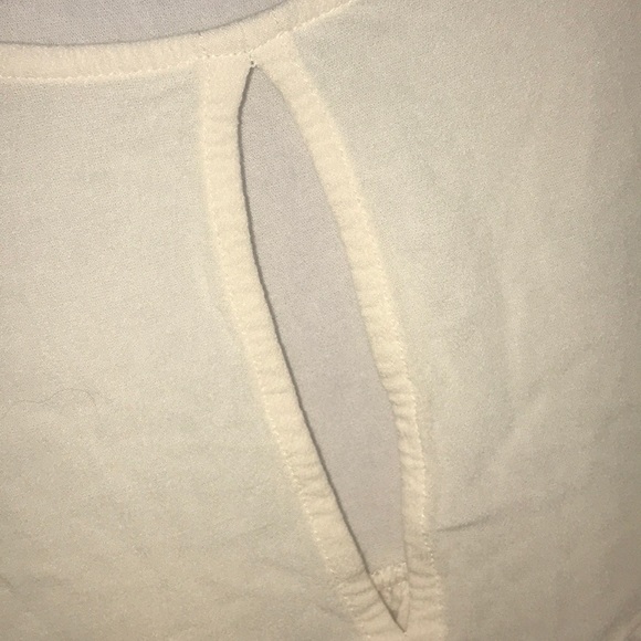 CUT OUT TEE - Picture 2 of 2